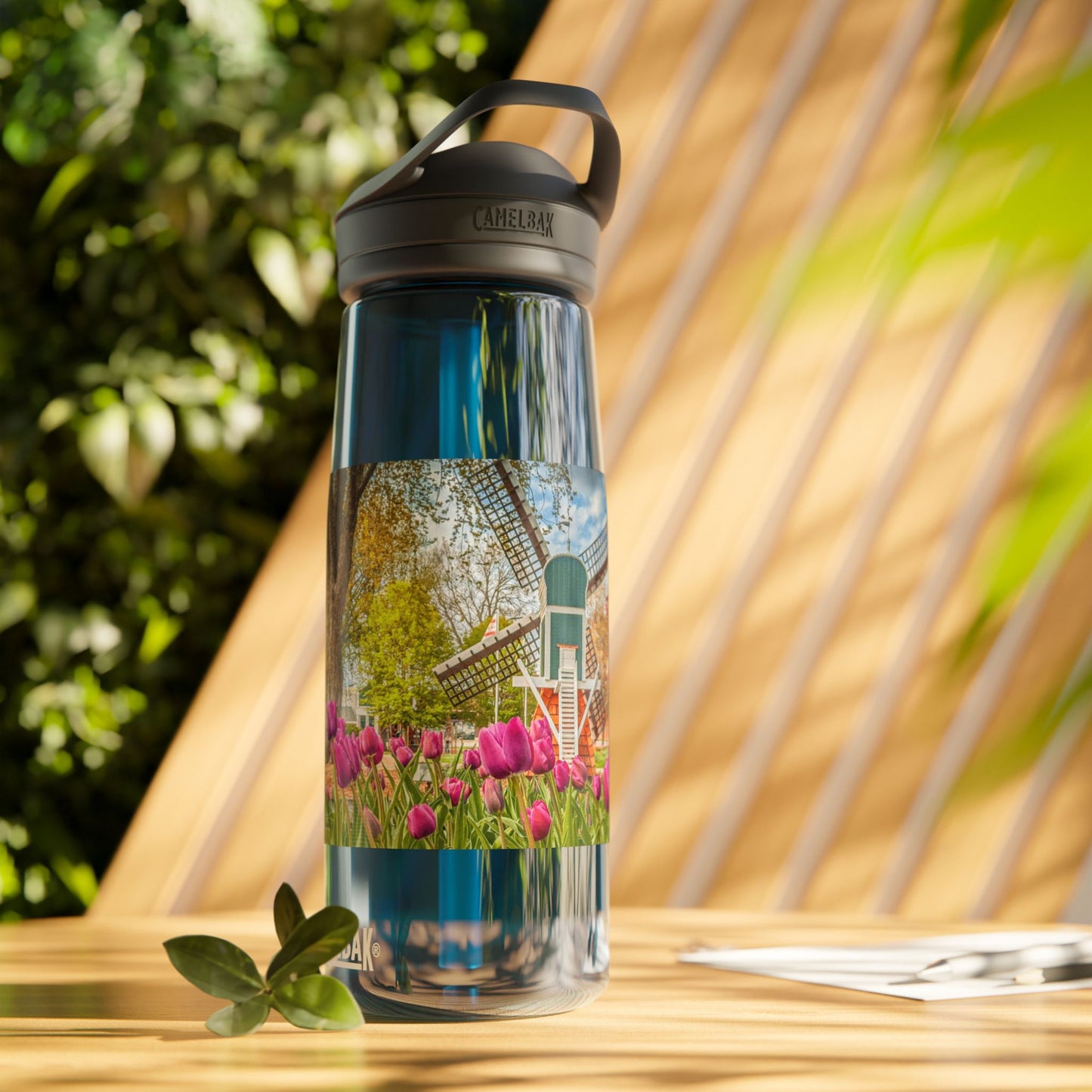 Windmill Tulip CamelBak Eddy® Water Bottle, 25oz (SP Photography Collection)