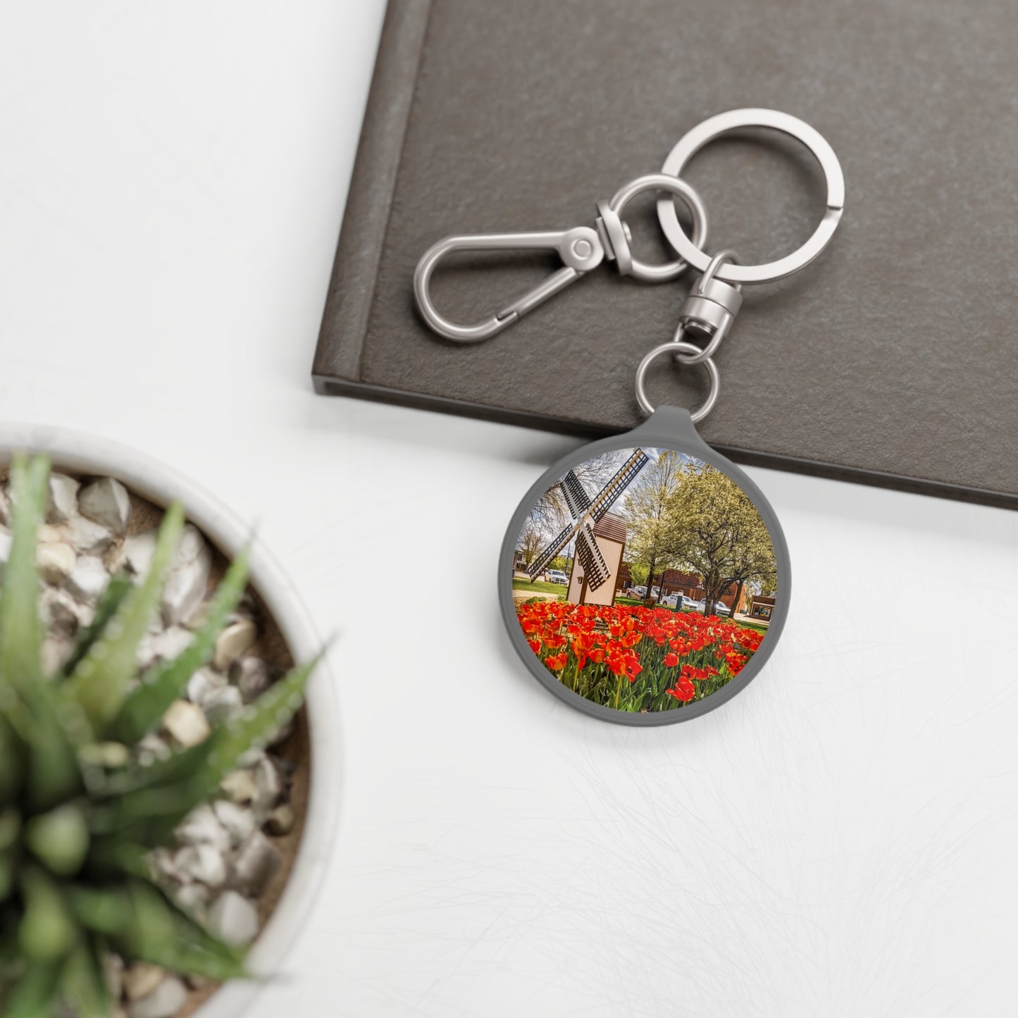 Red Windmill Tulip Key Ring (SP Photography Collection)