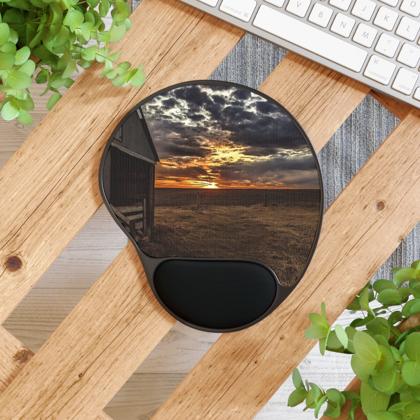 Gray Skies Mouse Pad With Wrist Rest (SP Photography Collection)