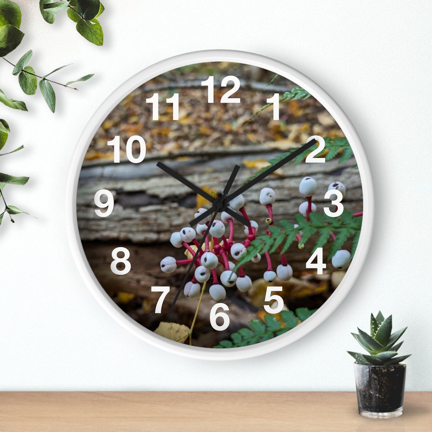 Baneberry Clock (Savor The Moment Collection)