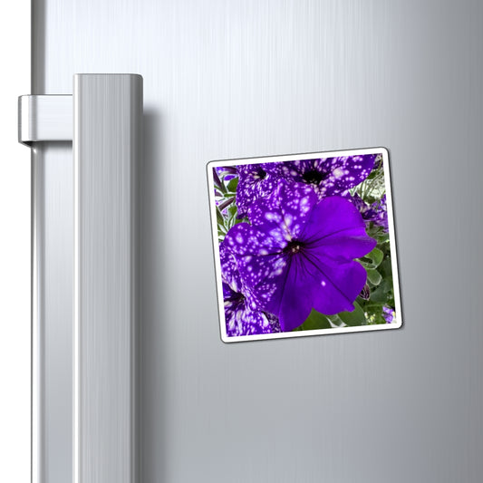 Purple Flower Magnet (Custom Creations By Catelyn)