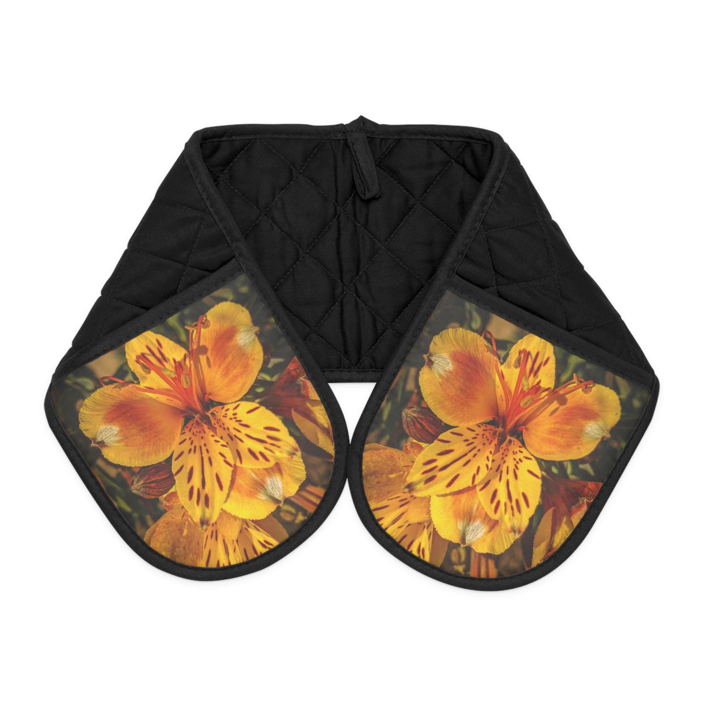 Yellow Lily Oven Mitts (SP Photography Collection)