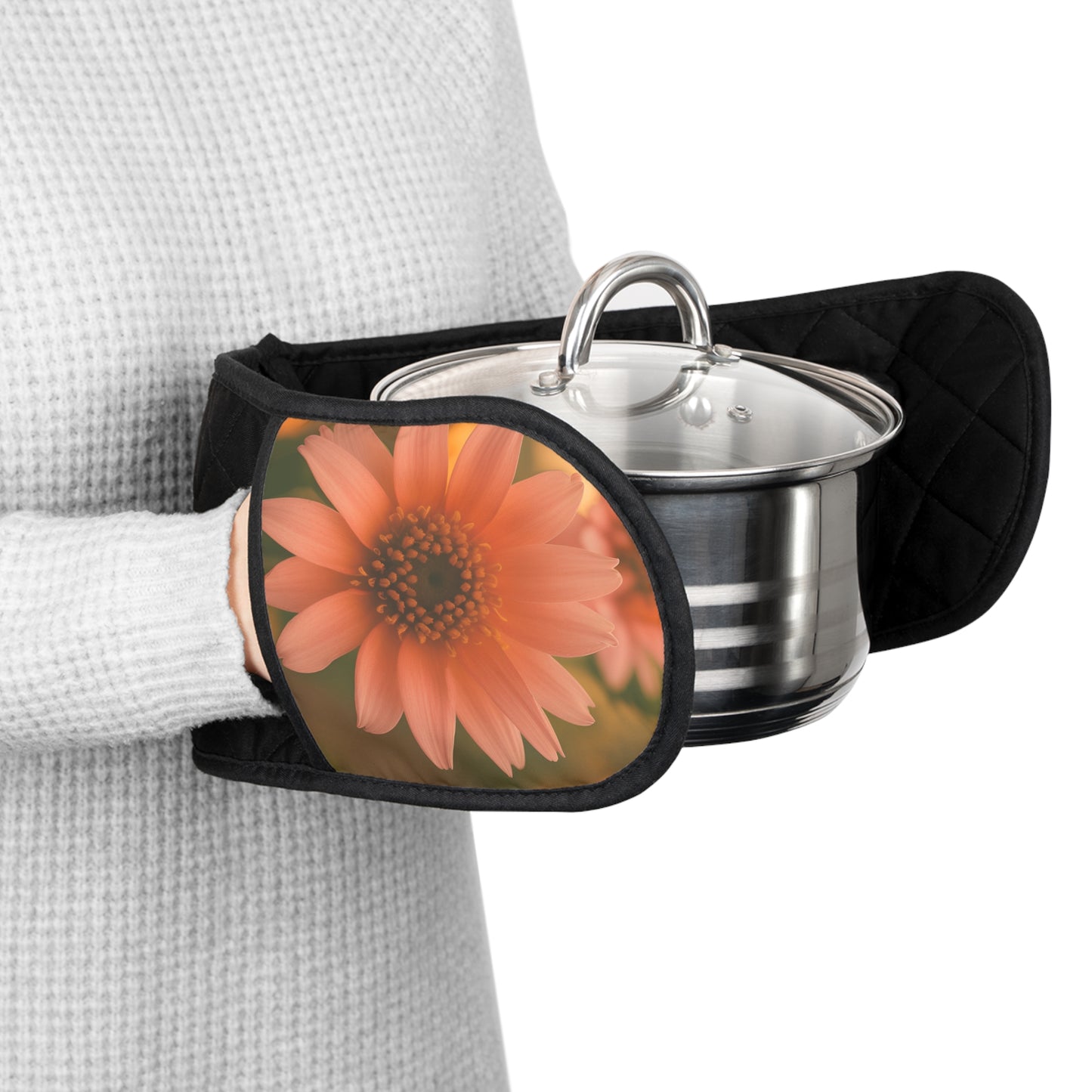 Peach Daisy Oven Mitts (SP Photography Collection)