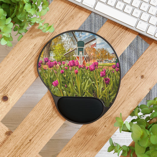 Windmill Tulip Pad With Wrist Rest (SP Photography Collection)