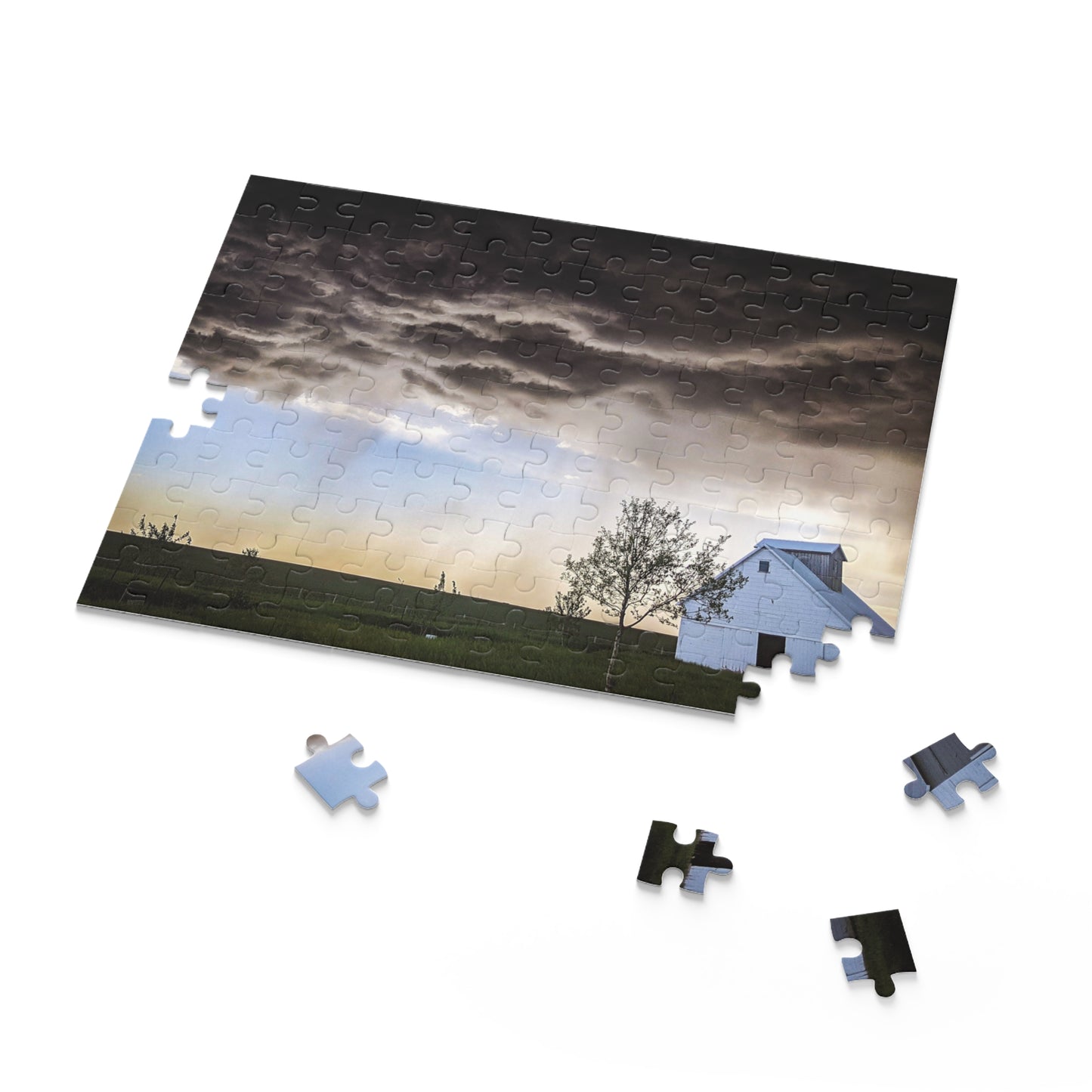 Cloudy Barn Puzzle (SP Photography Collection) (120, 252, 500-Piece)