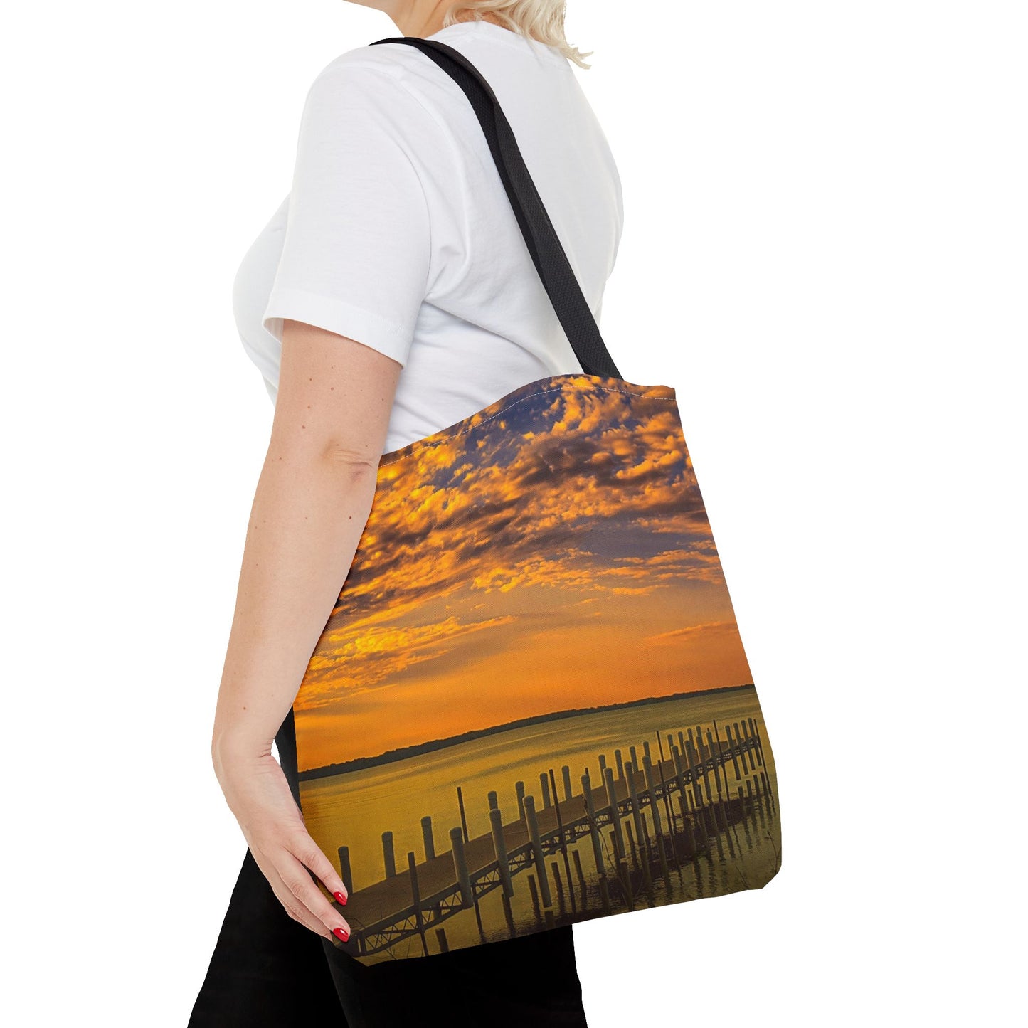 On The Dock Tote Bag (SP Photography Collection) NAVY