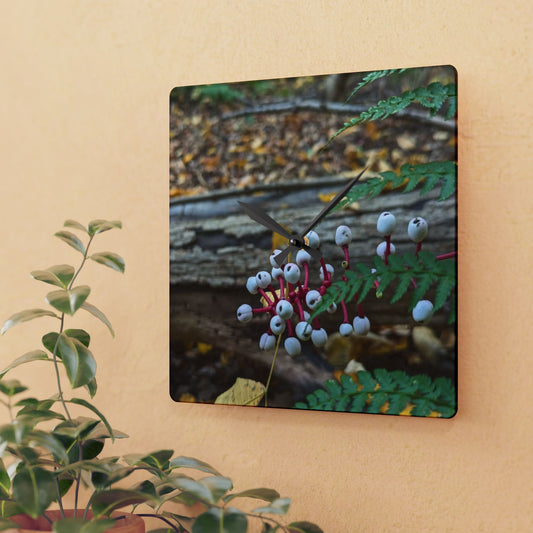 Baneberry Wall Clock (Savor The Moment Collection)