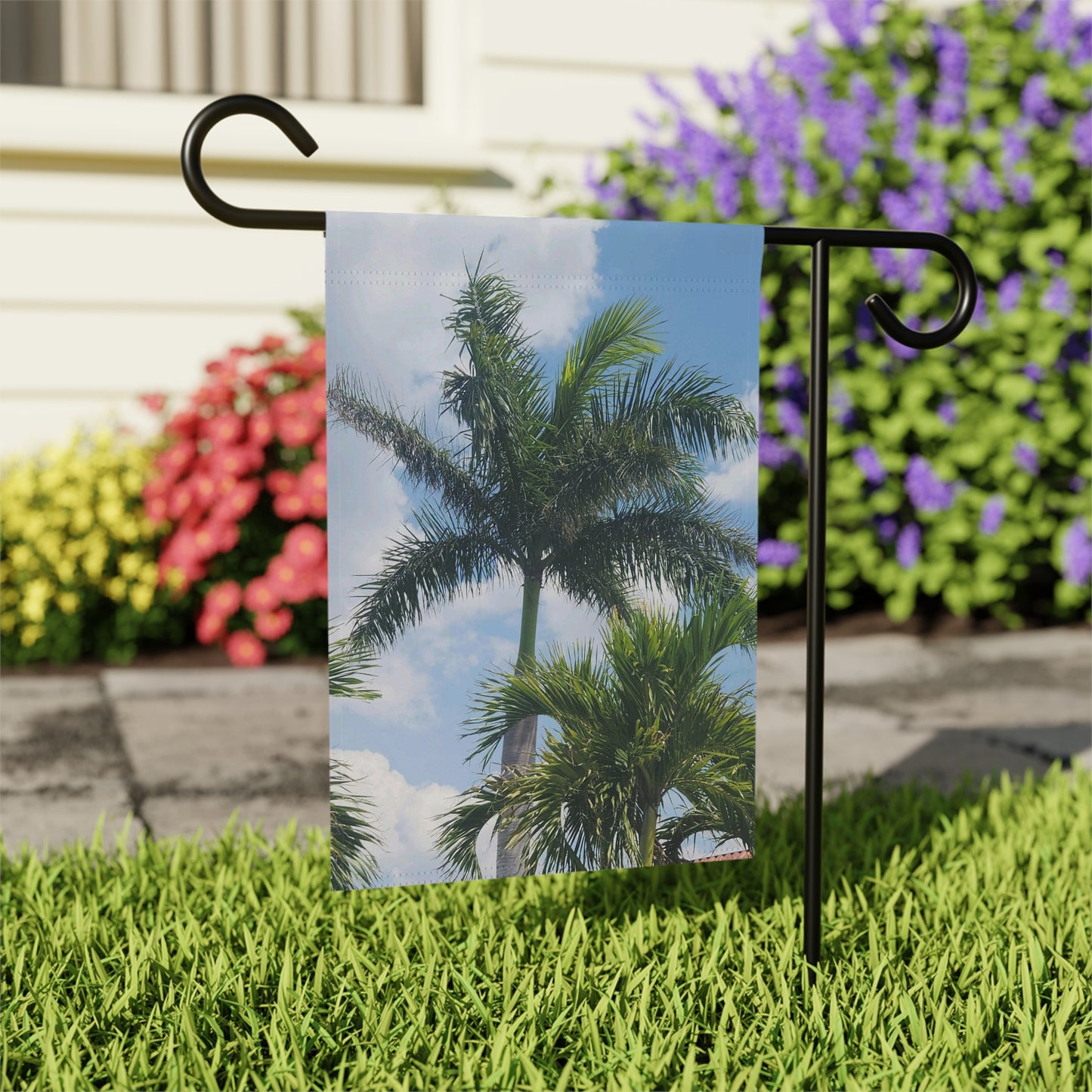 Palm Tree Garden & House Banner (B & J Collections(Pole not included)