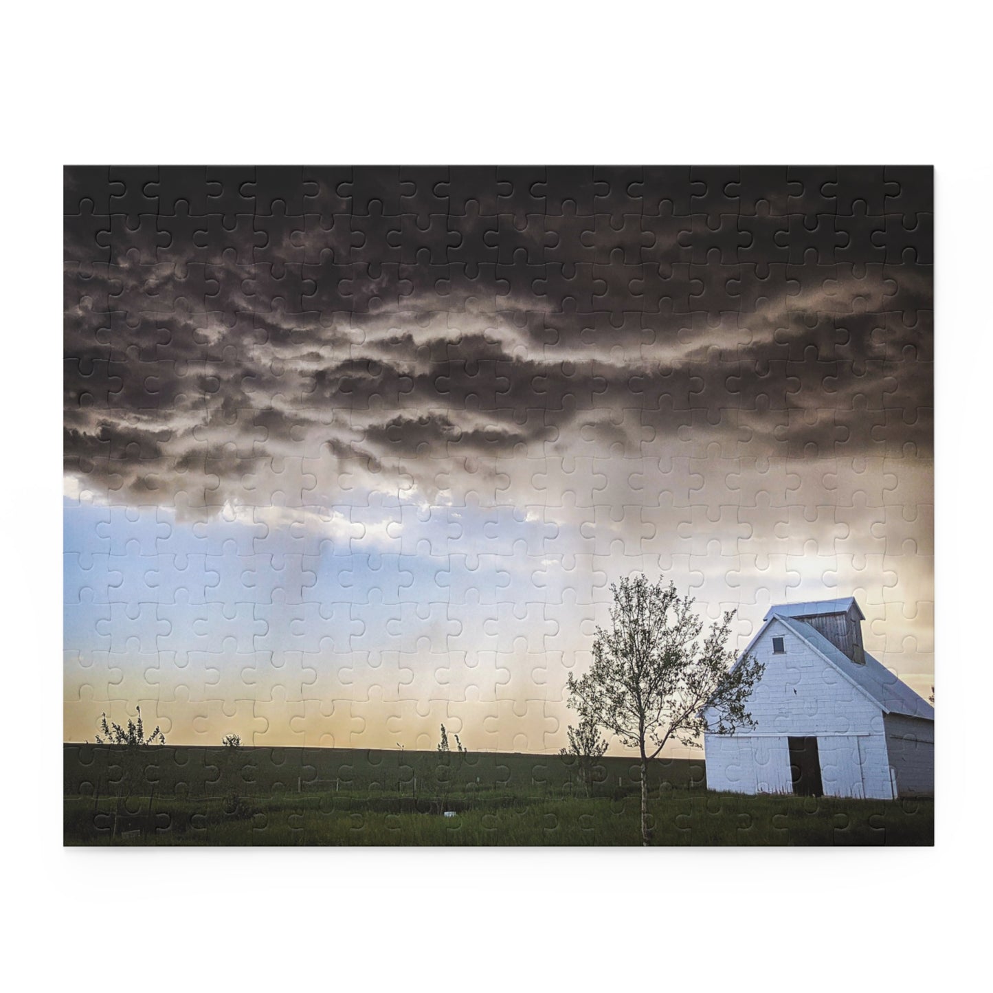 Cloudy Barn Puzzle (SP Photography Collection) (120, 252, 500-Piece)